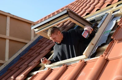 Pose de fenêtres de toit Velux à Émancé